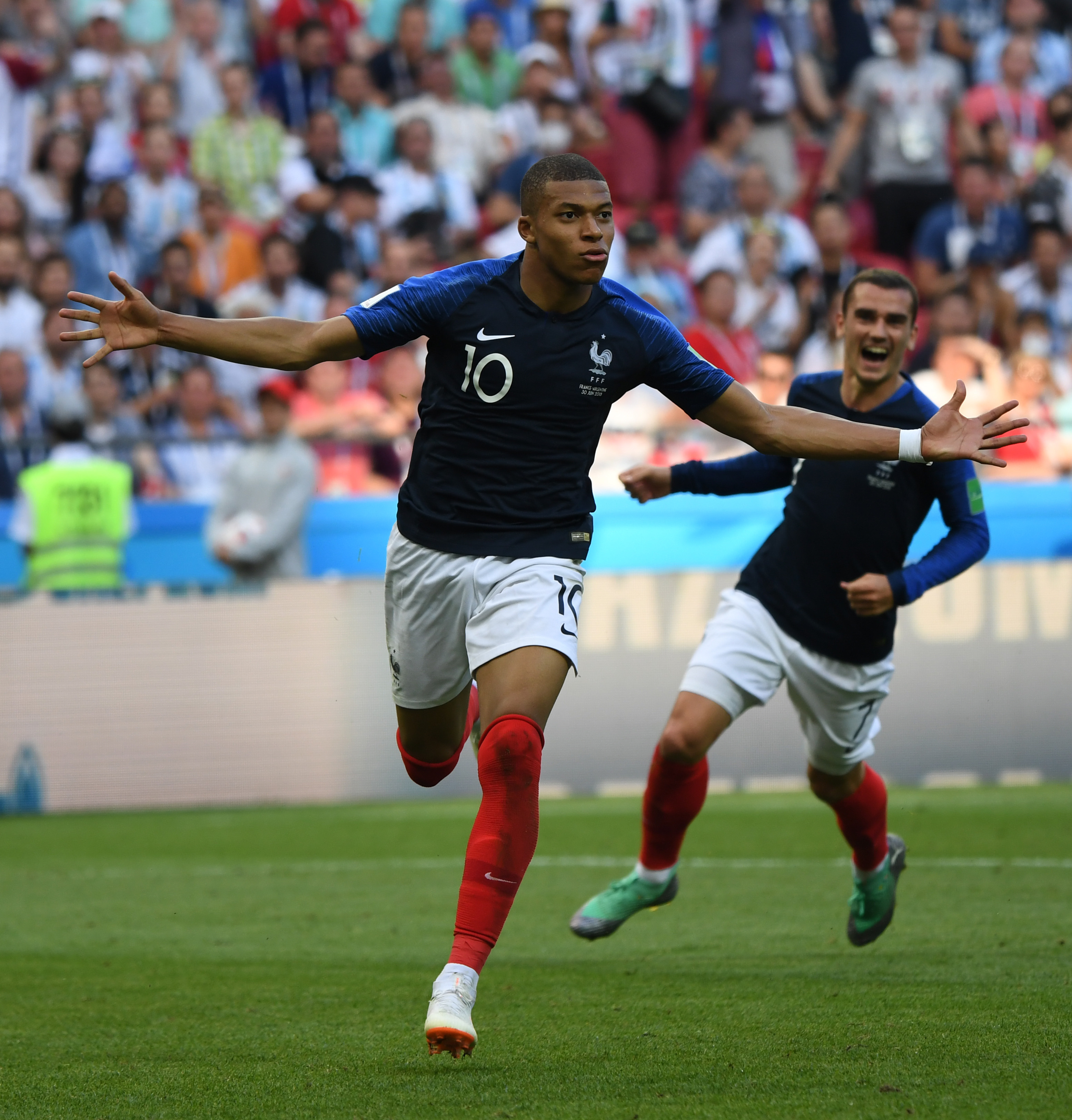 李国旭：联赛期接到有关部门的电话，希望我去竞聘国足主帅