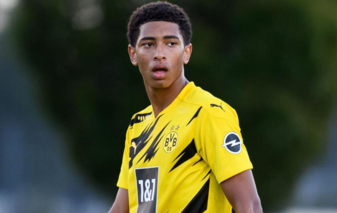 球星晒训练照：永远向前