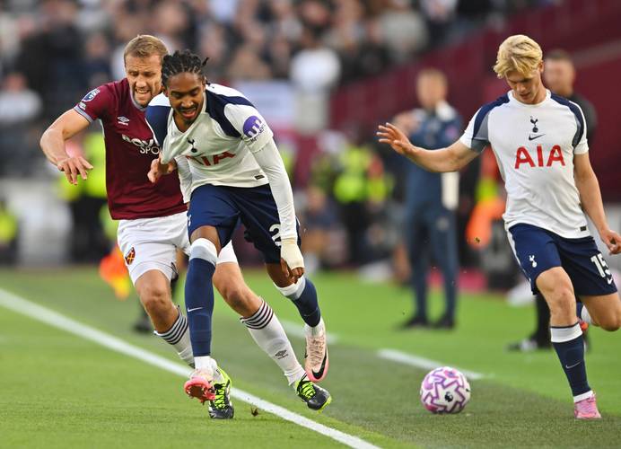 英超25-28轮开球时间确定，大年初五豪门好戏连台（英超第25至28轮开球时间出炉，初五豪门大战接连上演）