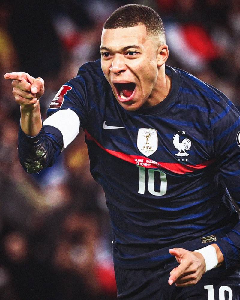 世界羽联年度最佳候选公布：石宇奇领衔佳男，陈雨菲王祉怡入围