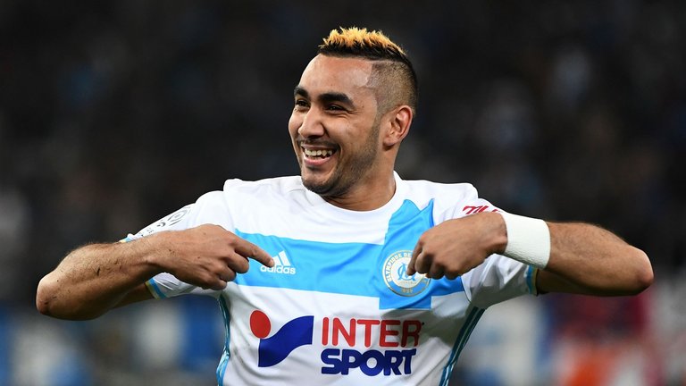 鲁尼：赖斯具备担任英格兰队长的潜质；不能光用进球衡量哲凯（鲁尼：赖斯有望出任英格兰队长；评价哲凯不应只以进球论英雄）