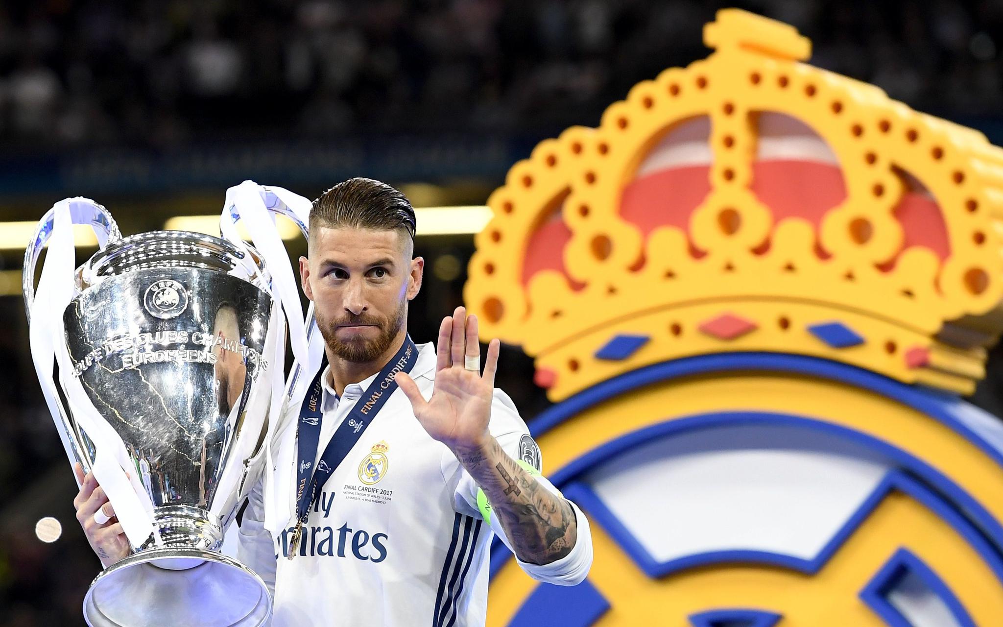 强强较量，巴黎vs拜仁是欧冠联赛阶段首次前两名球队直接交手（欧冠赛场首度上演榜首双雄正面对决：巴黎大战拜仁）