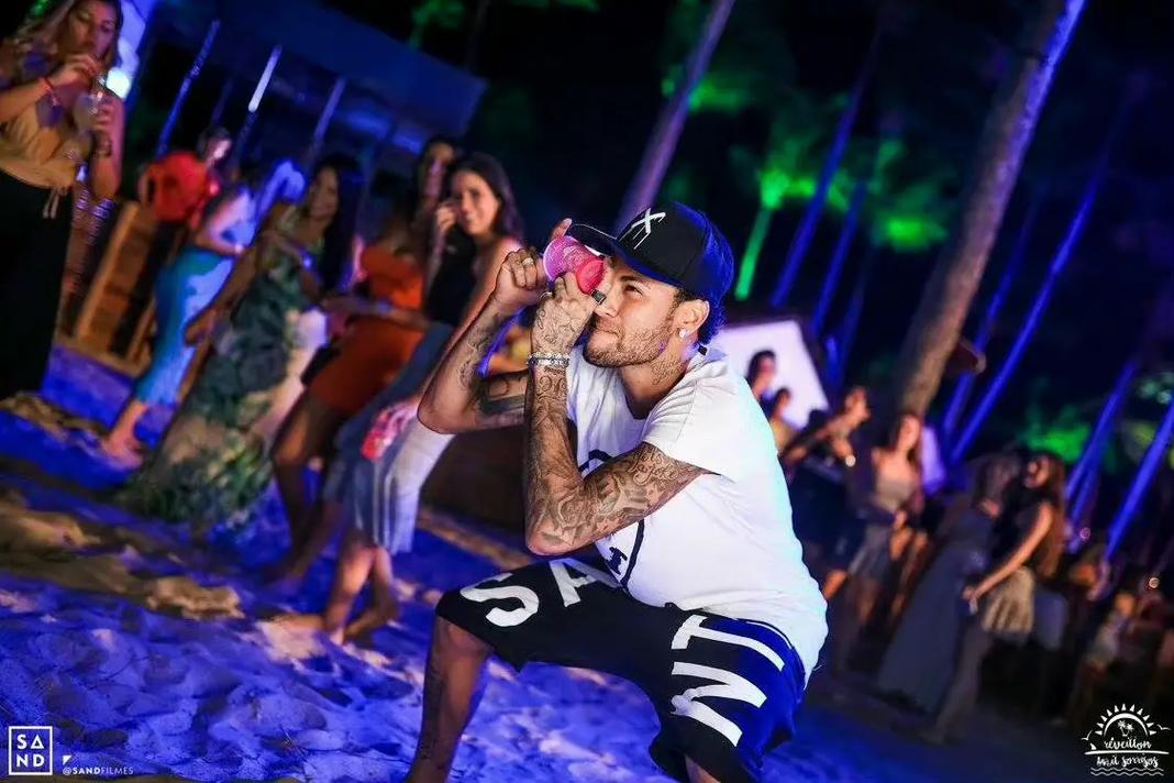 全场最佳：阿森纳中卫萨利巴对阵水晶宫个人集锦（萨利巴荣膺全场最佳：阿森纳中卫对阵水晶宫高光集锦）