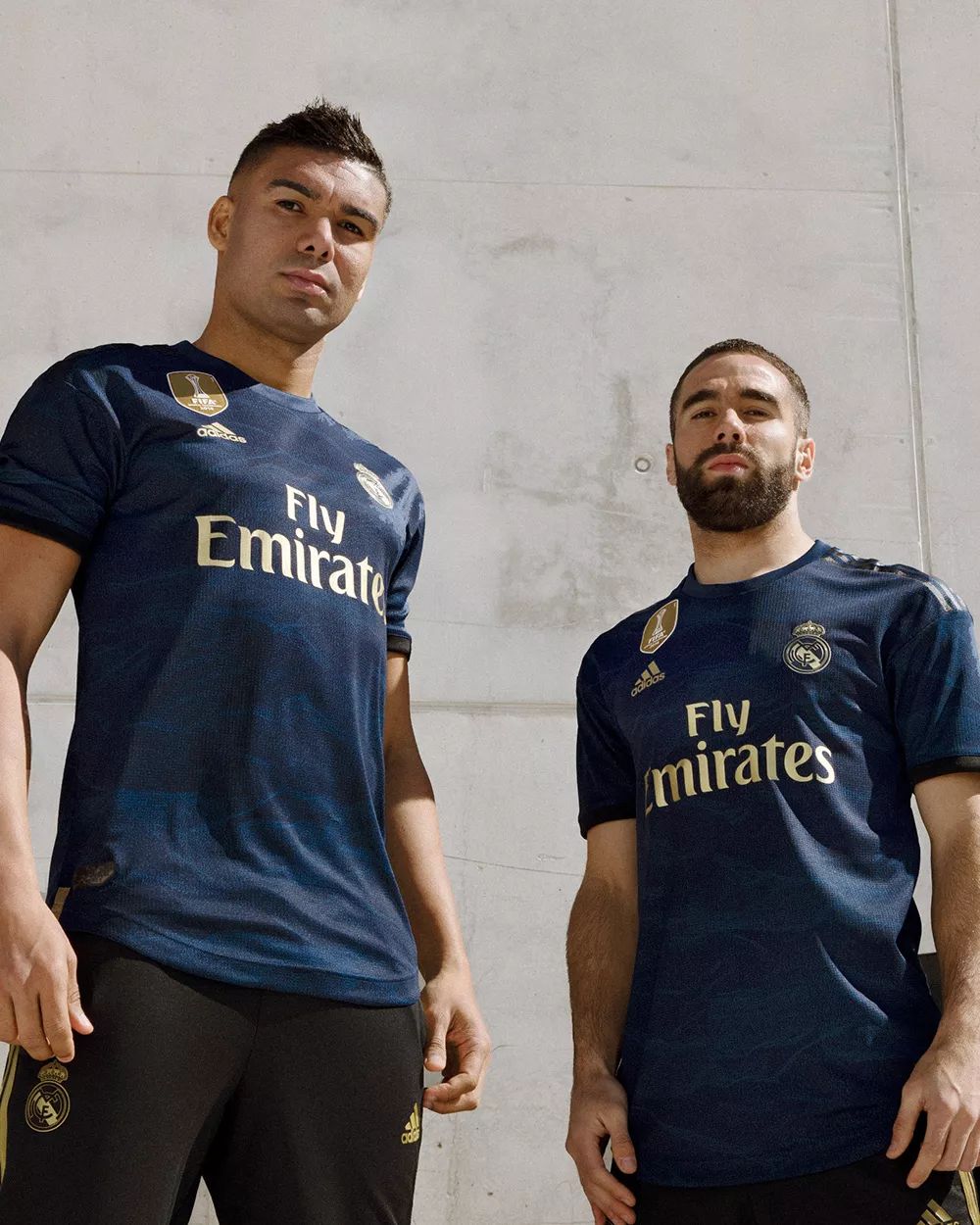 TYC：切尔西考虑从多特召回20岁中卫安塞尔米诺（TYC：切尔西正权衡将20岁中卫安塞尔米诺从多特召回）