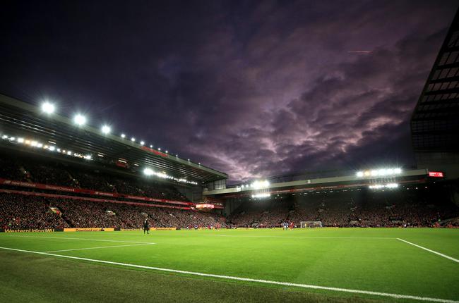 菲戈称C罗替补是葡萄牙足球历史最大错误（菲戈：让C罗坐替补是葡萄牙足球史上最大的错误）