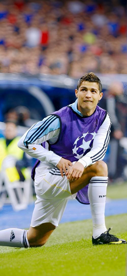 球星任意球脚法惊艳亮相