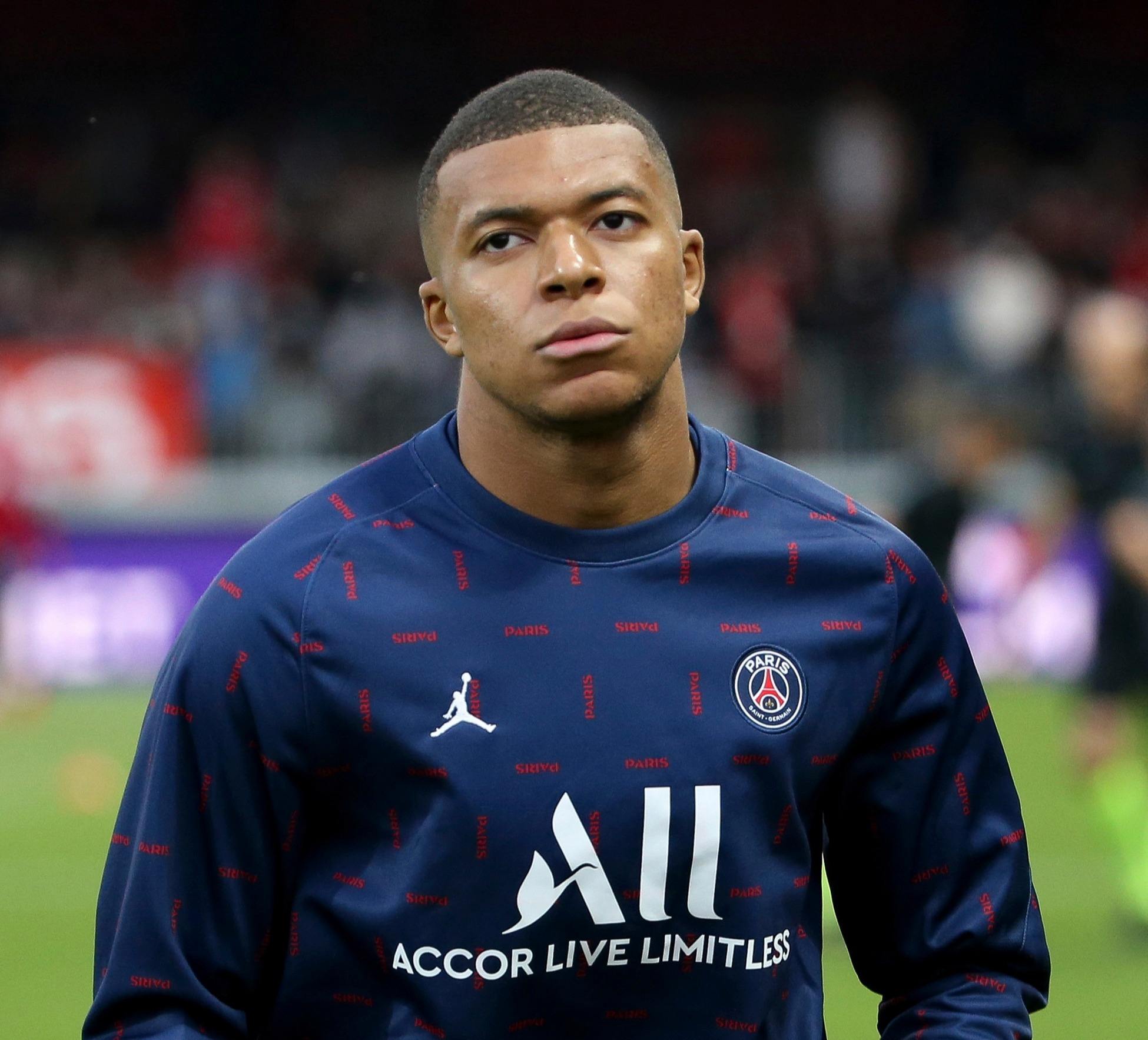 足球欧洲豪门中场爆发，连续三场送助攻