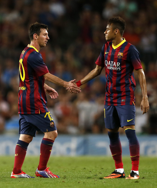 足球报：梅州休赛期仅放假一周，球员愿为保级拼至最后一刻（足球报：梅州队休赛期仅歇一周，球员誓为保级战至最后一刻）