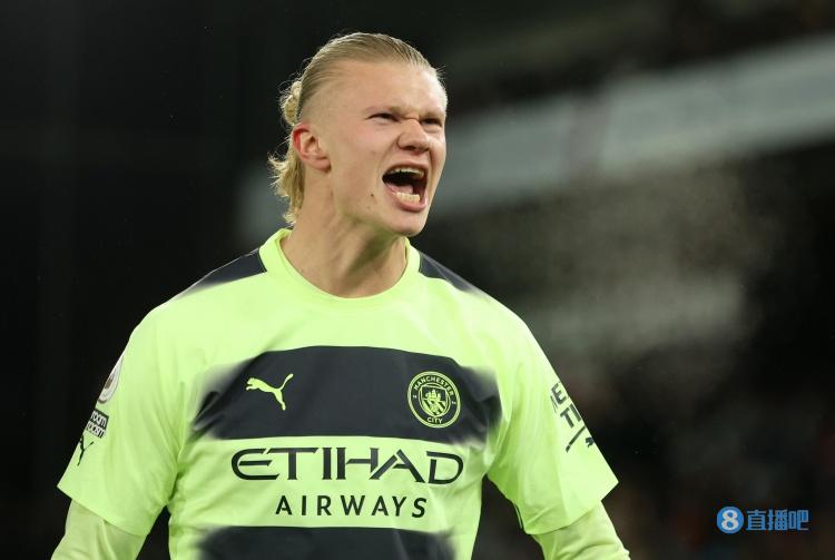 中场核心跑动全场第一，数据炸裂