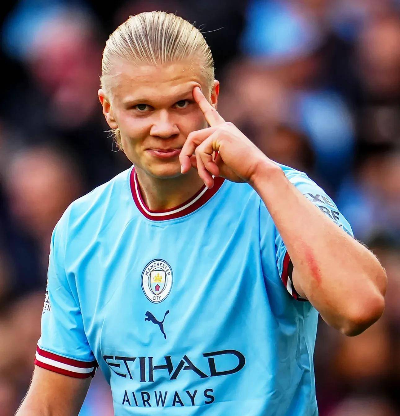 热闻｜达洛特破门，曼联1-1平西汉姆联反超利物浦升英超第八（快讯：达洛特建功，曼联1-1战平西汉姆，力压利物浦升至英超第八）