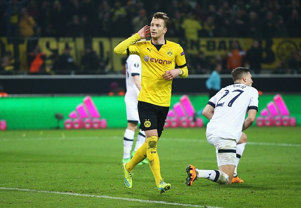 每体：法国球迷和名宿对姆巴佩在受伤离队后前往迪拜度假不满（每体：姆巴佩伤退后赴迪拜度假引法国球迷与名宿不满）