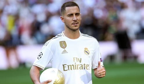 埃迪-豪：曼联整体表现有很大的提升；我们在努力改进防守（埃迪-豪：曼联整体进步显著，我们正致力于加强防守）