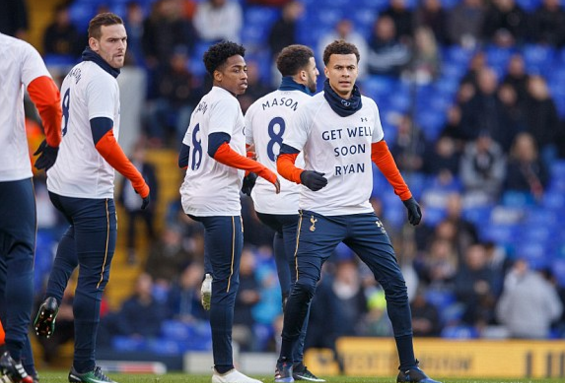 孔蒂：我们过于顾虑且畏首畏尾，这一点必须下大力气改进（孔蒂：我们顾忌太多、缩手缩脚，必须强力纠正）