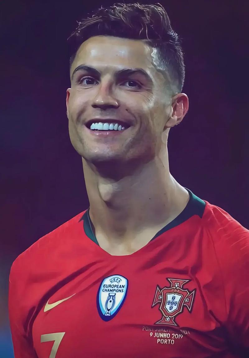 单场比赛参与5球，23岁的奥利塞打破拜仁两项纪录（23岁奥利塞单场造5球，刷新拜仁两项纪录）