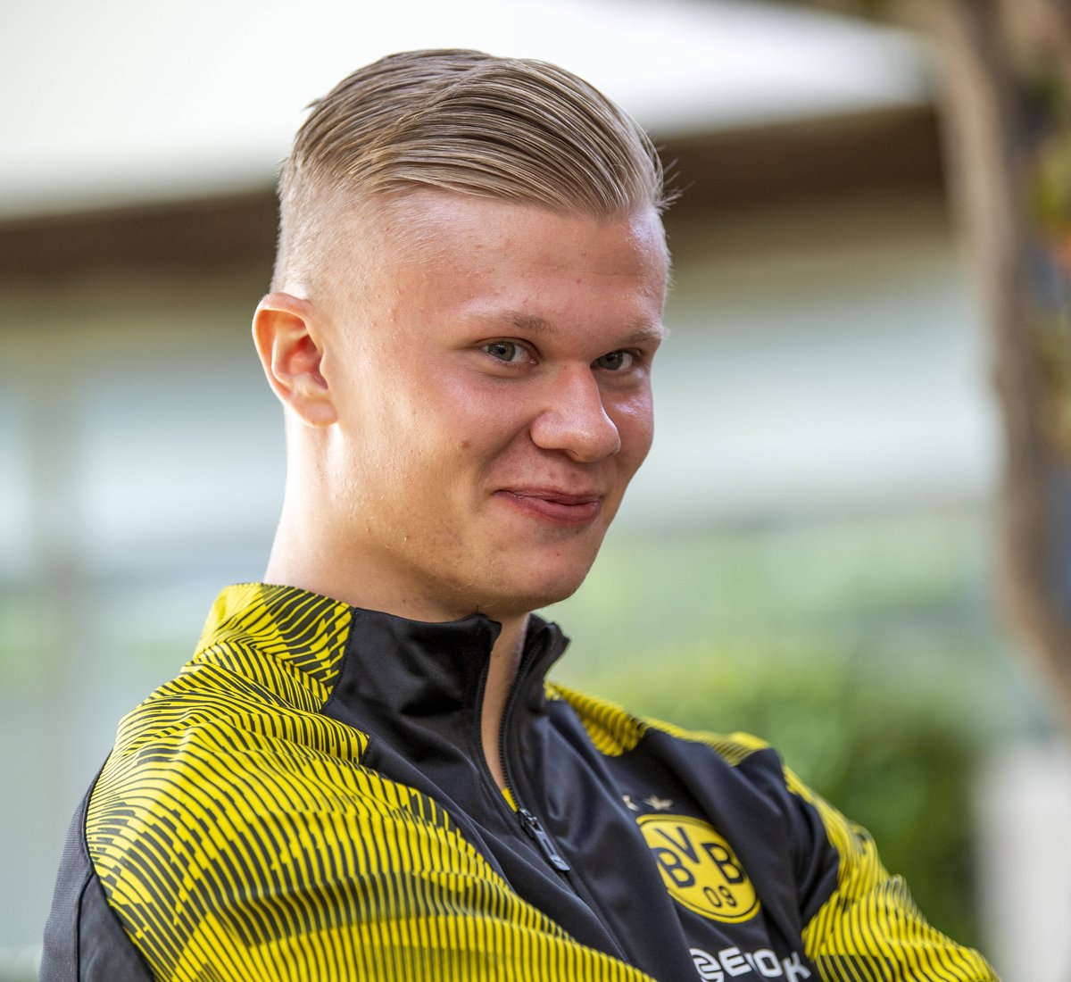 每体：弗里克和拉什福德5月通过电话，后者放弃了15%的薪资（每体：弗里克5月与拉什福德通话，拉什福德同意降薪15%）