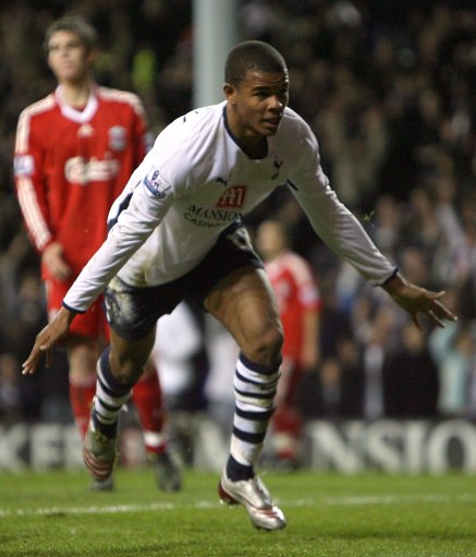 如果我是曼联高层，直接租米特洛维奇先顶着