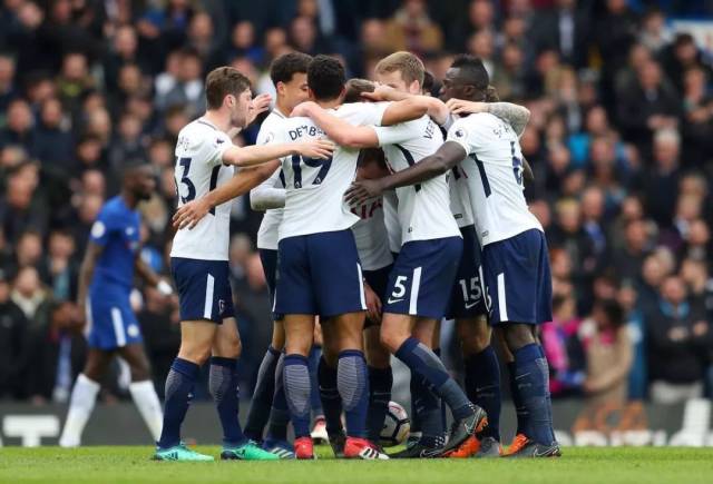 中超转会市场：广州队签下新前锋,