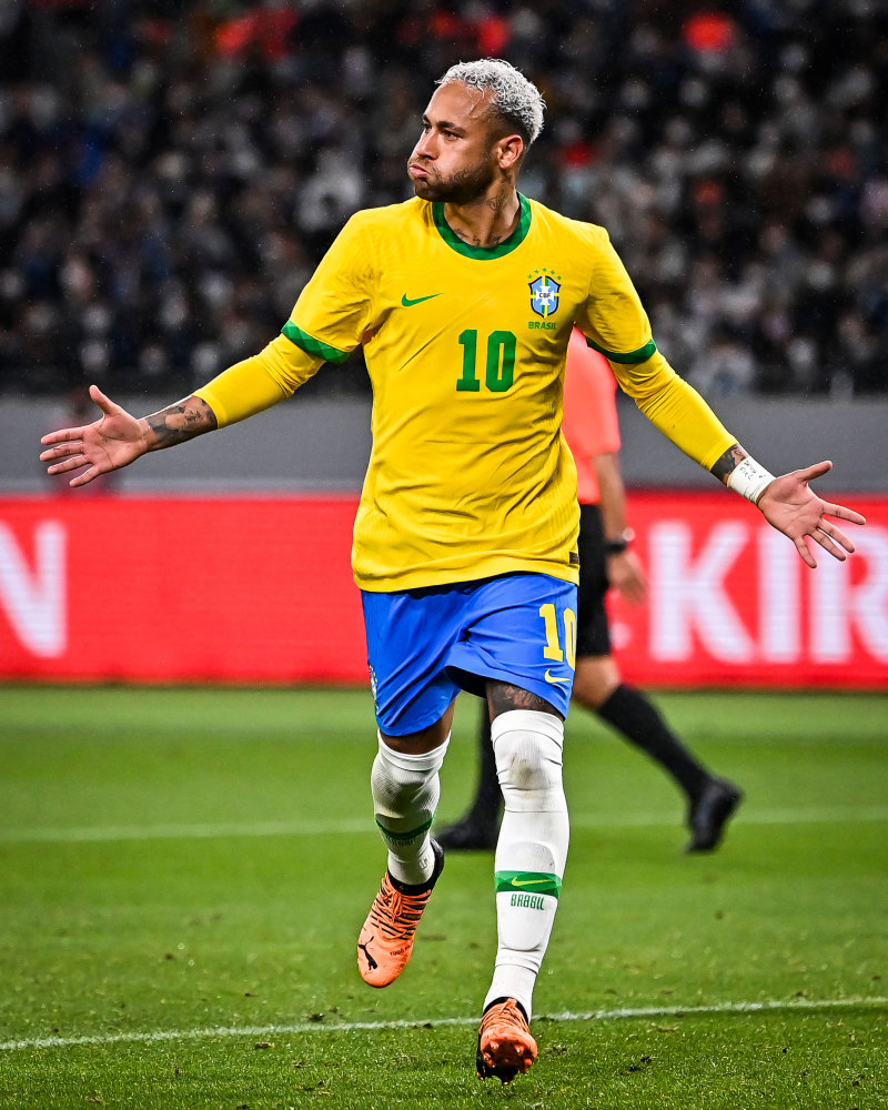 足球世界杯新增三座临时球场，应对球迷增长